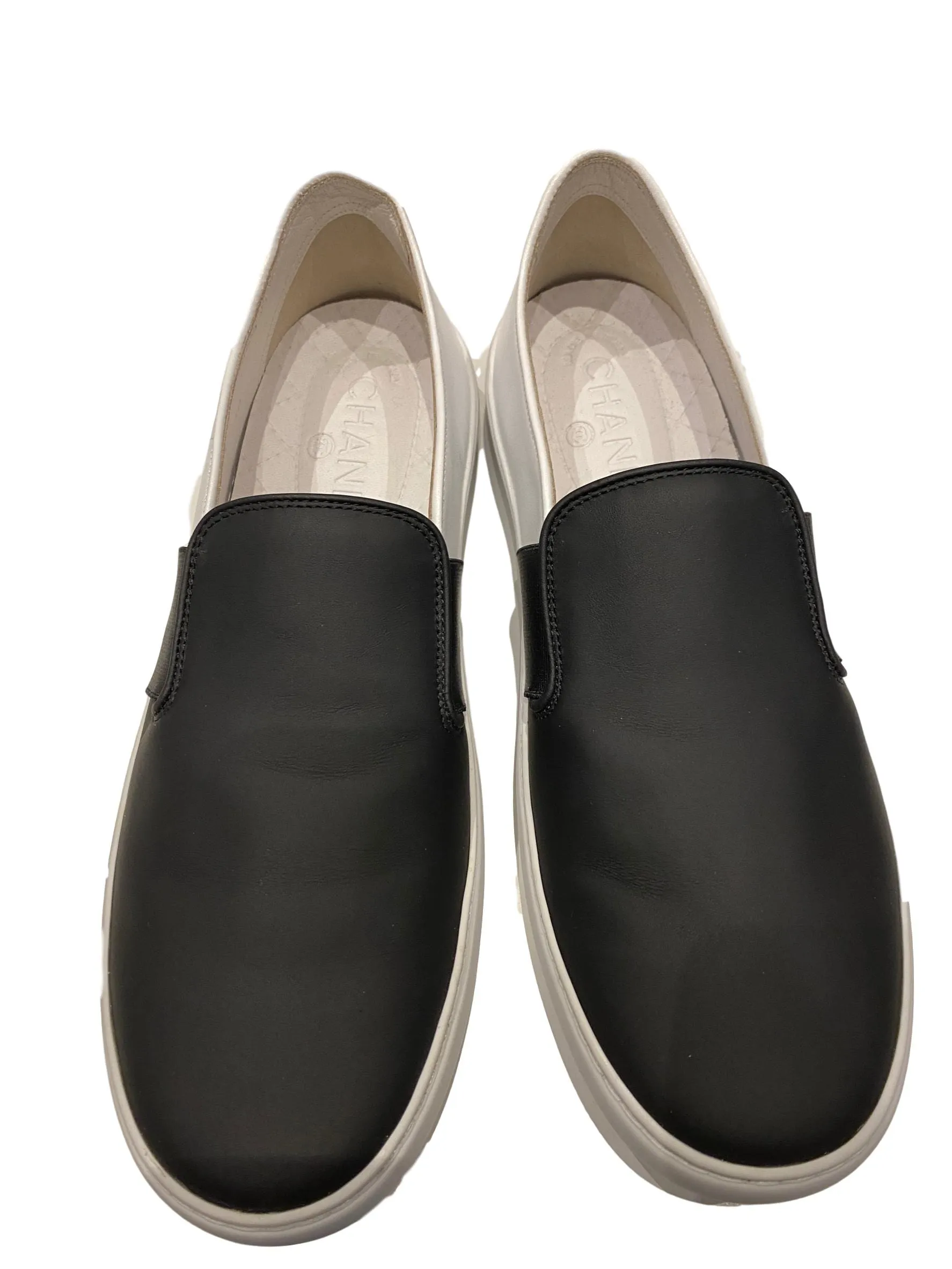 Chanel Black White Slip Ons 40EU