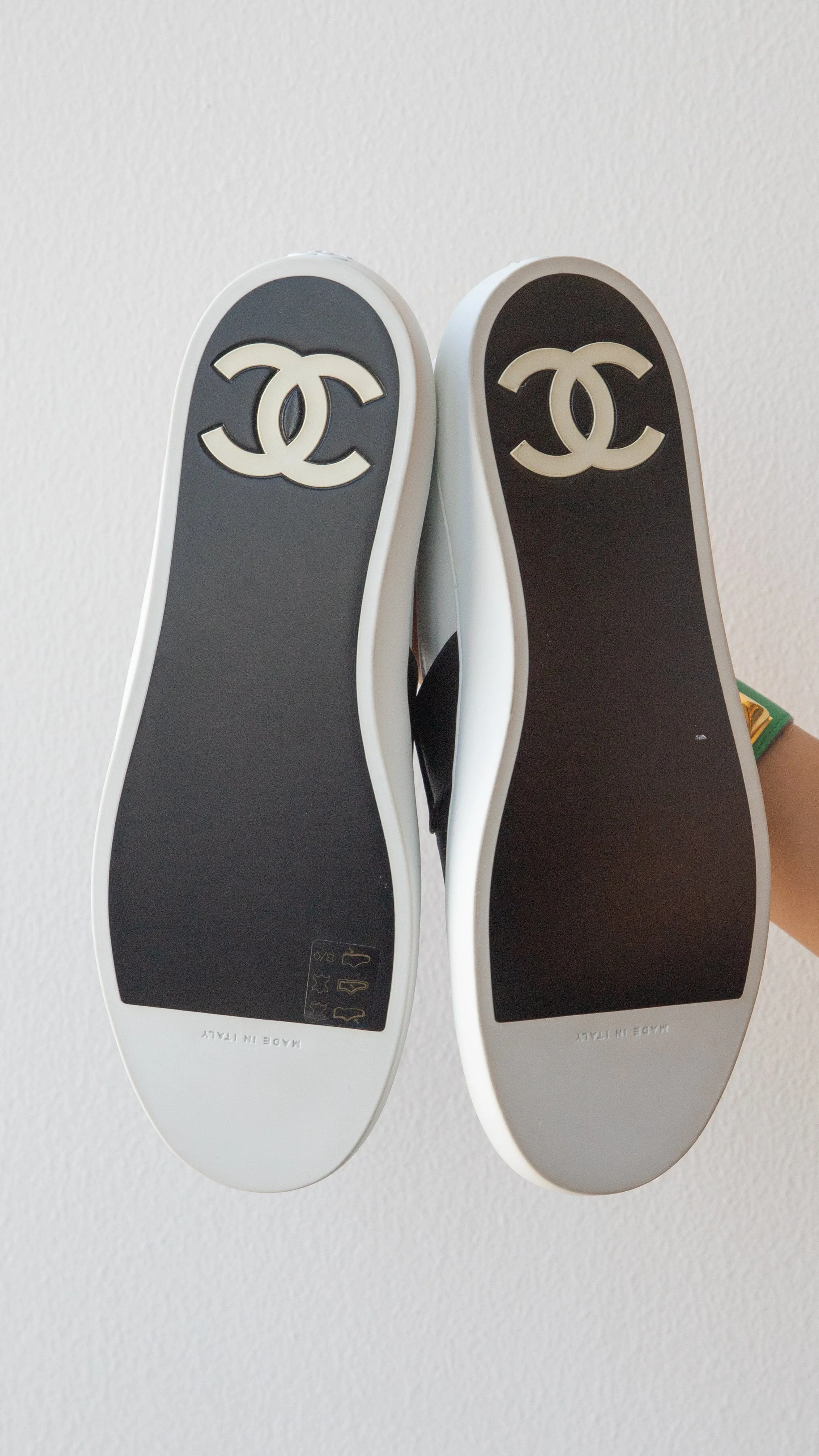 Chanel Black White Slip Ons 40EU